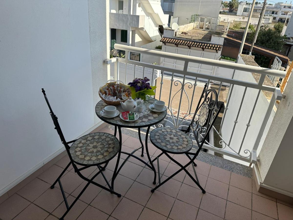 Porto Cesareo Hotel Buitenkant foto