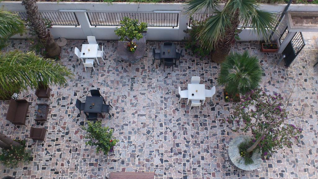 Porto Cesareo Hotel Buitenkant foto